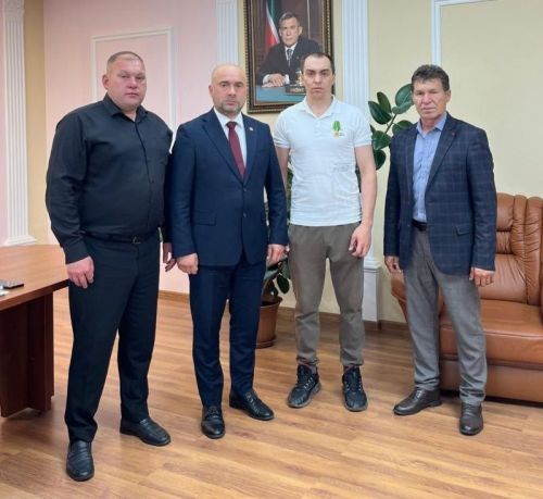 «Теләче муниципаль районы алдындагы казанышлары өчен» медален тапшырдылар
