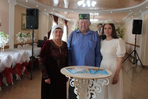 8 июль көнне Гаилә, мәхәббәт һәм тугрылык көнен билгеләп үтәчәкбез