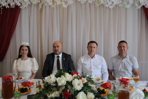 8 июль көнне Гаилә, мәхәббәт һәм тугрылык көнен билгеләп үтәчәкбез