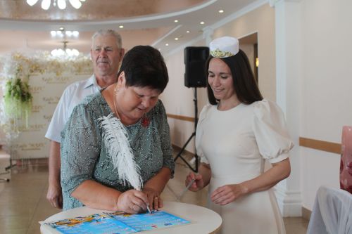 8 июль көнне Гаилә, мәхәббәт һәм тугрылык көнен билгеләп үтәчәкбез