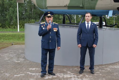 Күкләрне иңләүчеләр…
