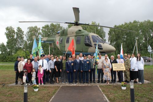 Күкләрне иңләүчеләр…