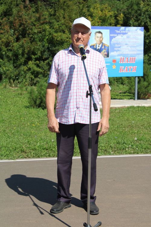Батыр, курку белмәс егетләр гаскәре