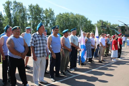 Батыр, курку белмәс егетләр гаскәре
