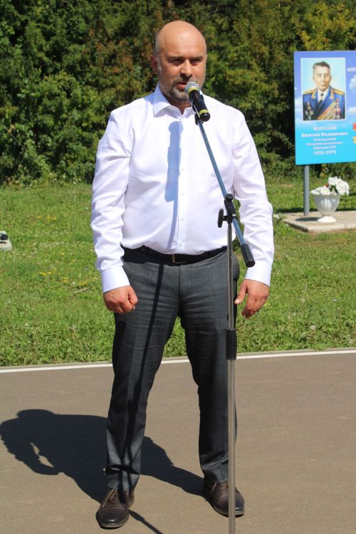 Батыр, курку белмәс егетләр гаскәре
