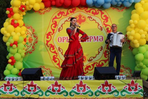Салютлы тамаша