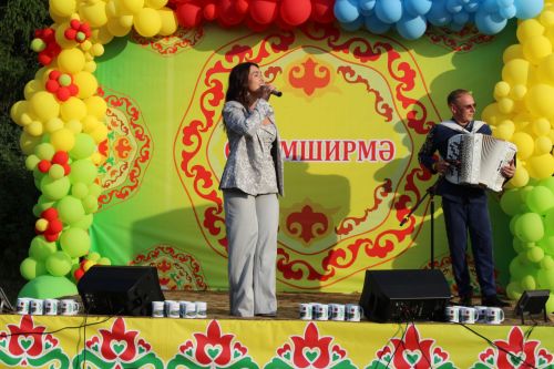 Салютлы тамаша