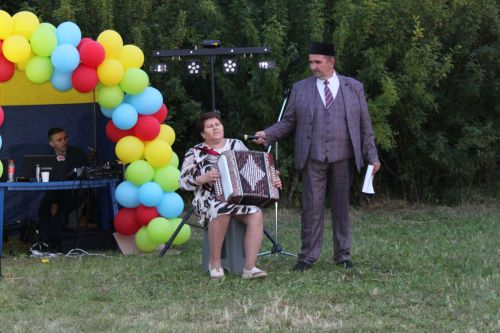 Салютлы тамаша