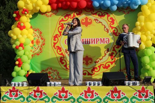 Салютлы тамаша