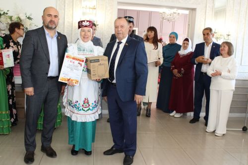 Оста куллы, җитез хуҗабикәләр бәйгесе