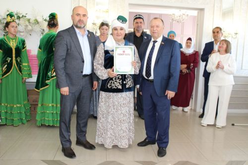 Оста куллы, җитез хуҗабикәләр бәйгесе