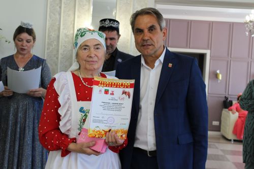 Оста куллы, җитез хуҗабикәләр бәйгесе