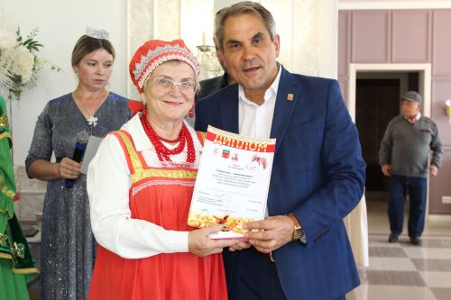 Оста куллы, җитез хуҗабикәләр бәйгесе