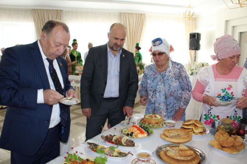 Оста куллы, җитез хуҗабикәләр бәйгесе