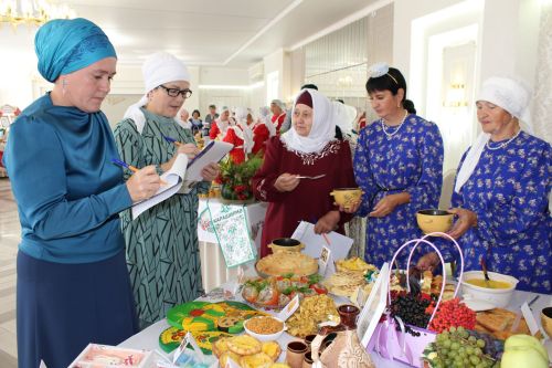 Оста куллы, җитез хуҗабикәләр бәйгесе