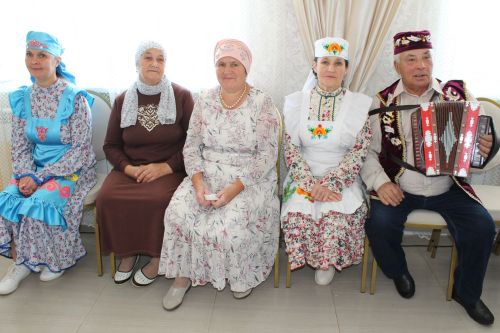 Оста куллы, җитез хуҗабикәләр бәйгесе