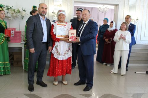 Оста куллы, җитез хуҗабикәләр бәйгесе