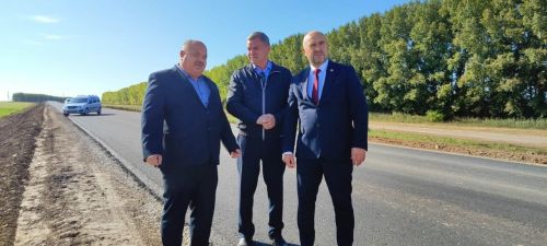 Сайлаучылар белән аралаштылар