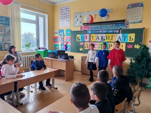 “Без табигать дуслары” исемле экология темасына багышланган  кичә узды