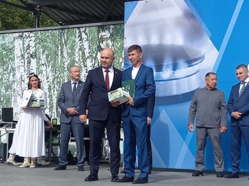 Газ хезмәткәрләре үзләренең һөнәри бәйрәмнәрен билгеләп уза