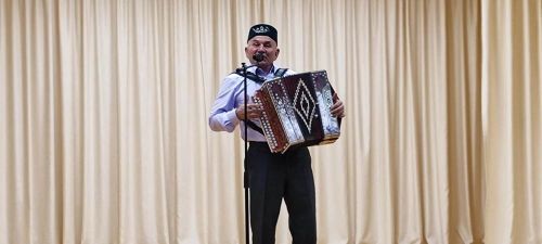 Халык җыены узды
