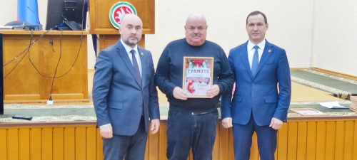 Конкурс нәтиҗәләре буенча  җиңүчеләрне бүләкләделәр
