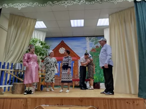 Районда театр коллективларының смотр - конкурсы башланып китте