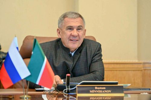 Рөстәм Миңнеханов православие динен тотучыларны Раштуа бәйрәме белән котлады