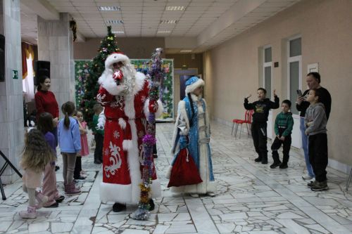 Балалар өчен Яңа ел кичәсе