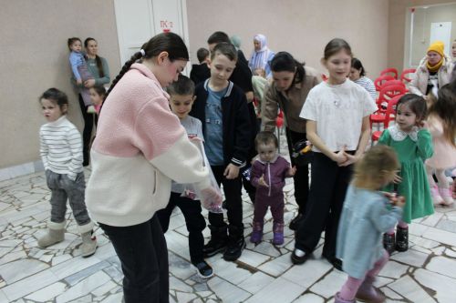 Балалар өчен Яңа ел кичәсе