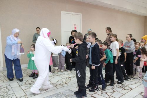 Балалар өчен Яңа ел кичәсе