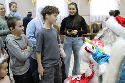 Балалар өчен Яңа ел кичәсе
