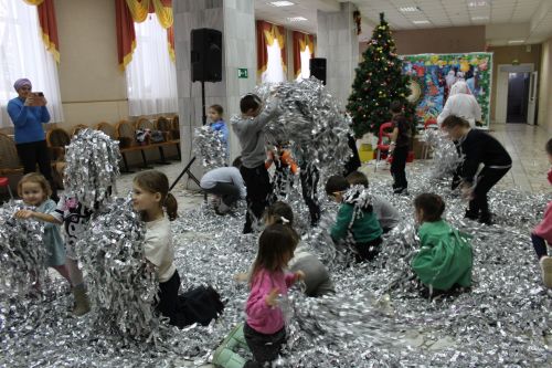 Балалар өчен Яңа ел кичәсе