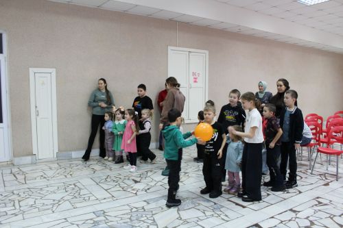 Балалар өчен Яңа ел кичәсе