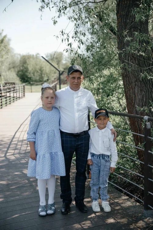 Махсус хәрби операциядә булган Равильнең гаиләсе янына тизрәк әйләнеп кайтуын телибез