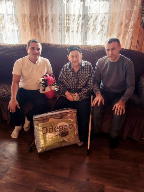 Юбилее белән тәбрикләделәр