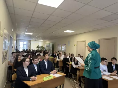 «Гомерем минем моңлы бер җыр иде...» дип исемләнгән әдәби квиз узды