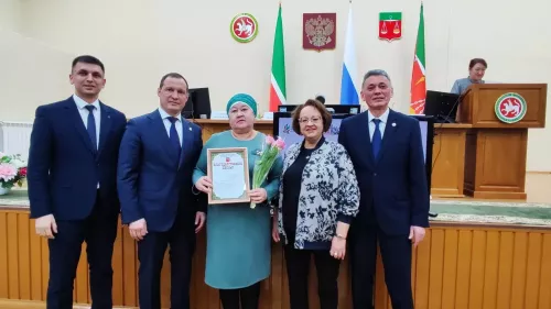 Теләче  үзәк хастаханәсенең 2025 елгы эшчәнлегенә йомгак  ясалды
