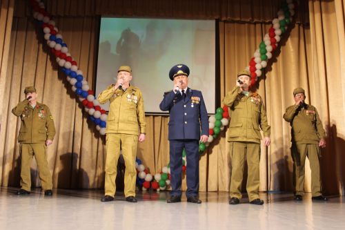 Теләчедә Ватанны саклаучылар көне уңаеннан тантаналы бәйрәм концерты булды