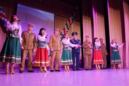 Теләчедә Ватанны саклаучылар көне уңаеннан тантаналы бәйрәм концерты булды