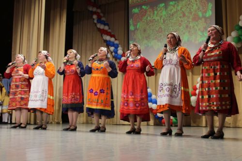 Теләчедә Ватанны саклаучылар көне уңаеннан тантаналы бәйрәм концерты булды