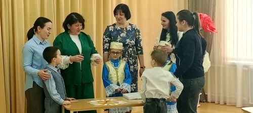 Теләче районы педагоглары мәктәпкәчә яшьтәге балаларда патриотизм тәрбияләүнең заманча ысуллары турында фикер алыштылар