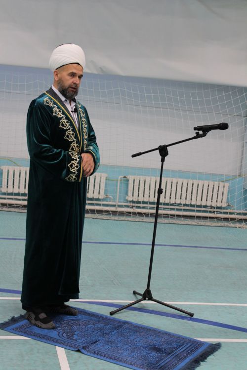 Теләчедә Ураза Гаете намазлары узды (фоторепортаж)