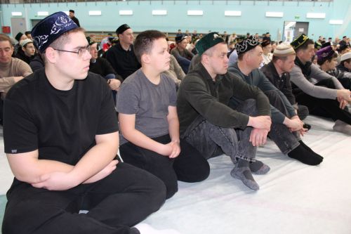 Теләчедә Ураза Гаете намазлары узды (фоторепортаж)