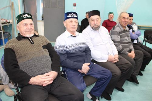 Теләчедә Ураза Гаете намазлары узды (фоторепортаж)