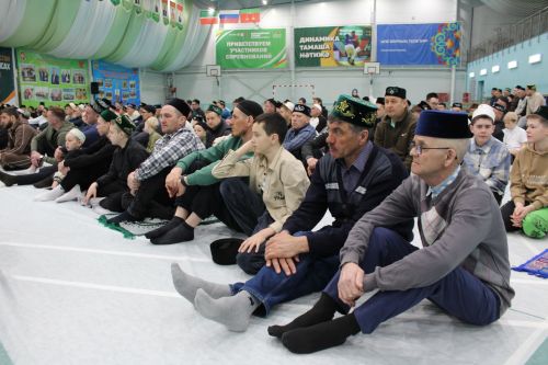 Теләчедә Ураза Гаете намазлары узды (фоторепортаж)