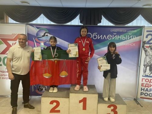 Минзәләдә йөзү ярышларында катнаштылар
