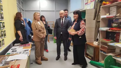 Теләчегә Архив эше буенча дәүләт комитеты рәисе Гөлнара Зәкәрия кызы Габдрахманова килде