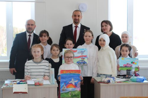 Россия Герое безнең районда (фоторепортаж)