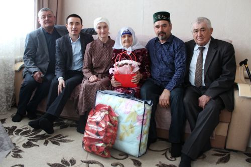 “Өебезнең йозагы булды”
